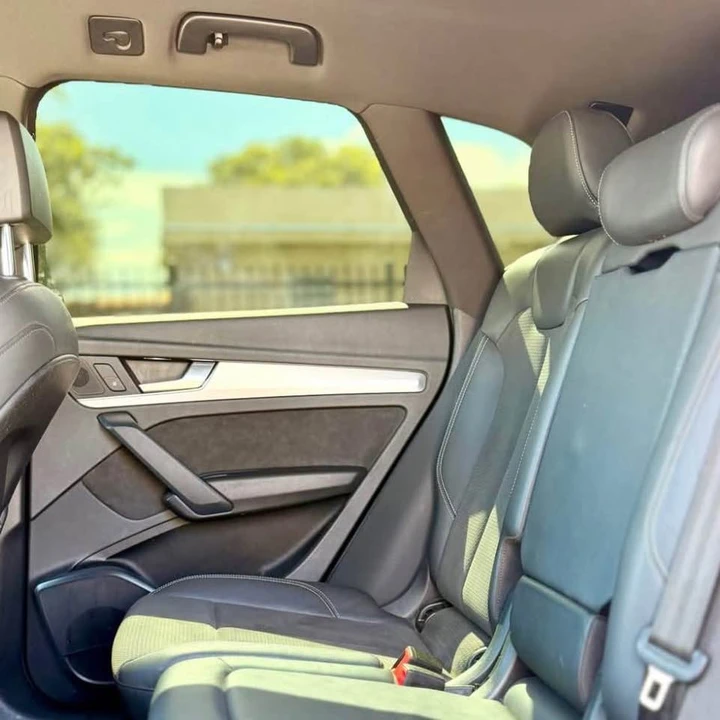 2020 Audi FY SQ5 - Image 8 of 11