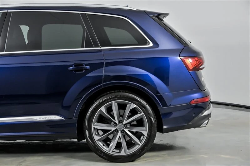 2020 Audi SQ7 - Image 9 of 21