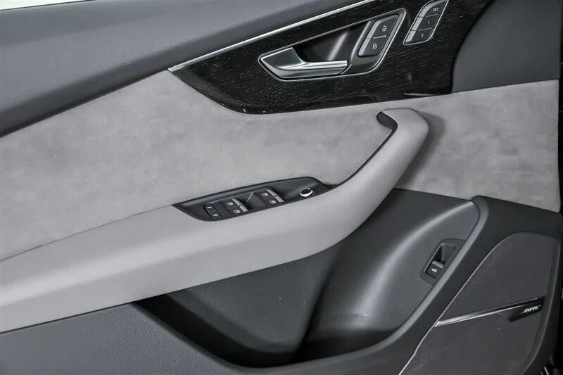 2020 Audi SQ7 - Image 18 of 21