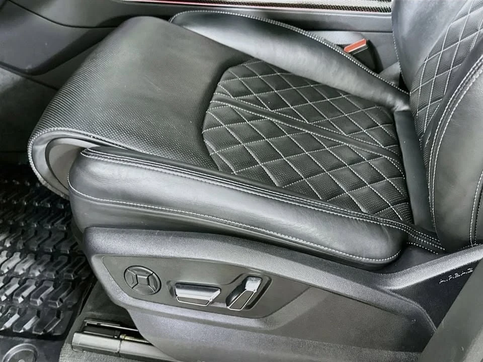 2020 Audi SQ7 - Image 8 of 20