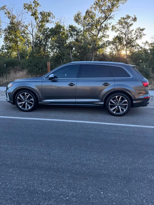 2020 Audi SQ7 - Image 2 of 15