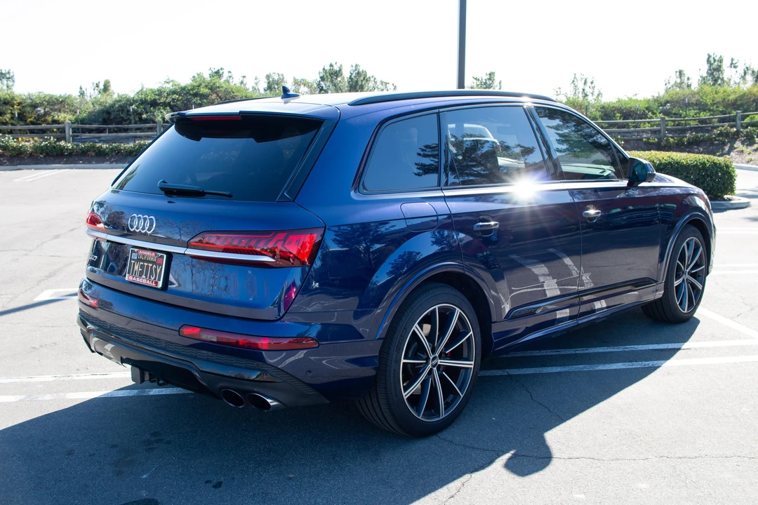 2020 Audi SQ7 - Image 11 of 31