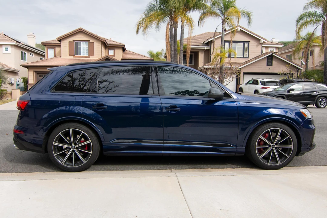 2020 Audi SQ7 - Image 3 of 31