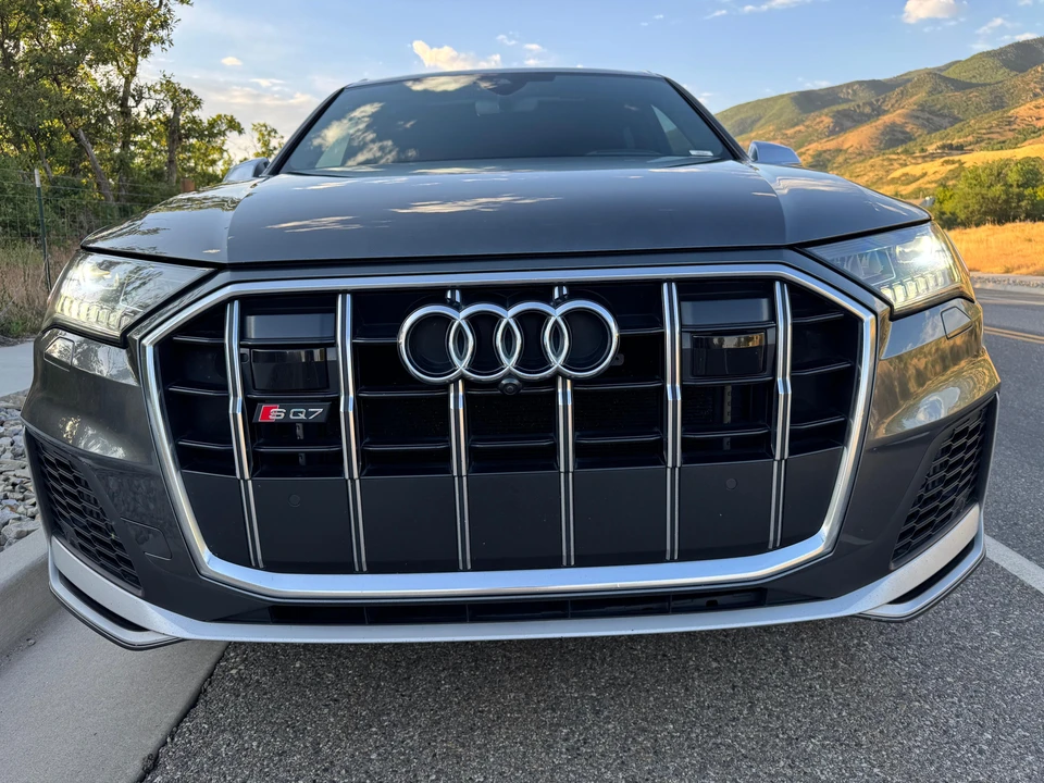 2020 Audi SQ7 - Image 7 of 31