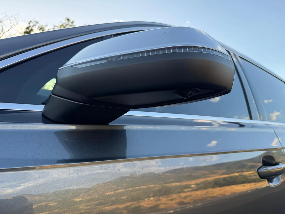 2020 Audi SQ7 - Image 16 of 31