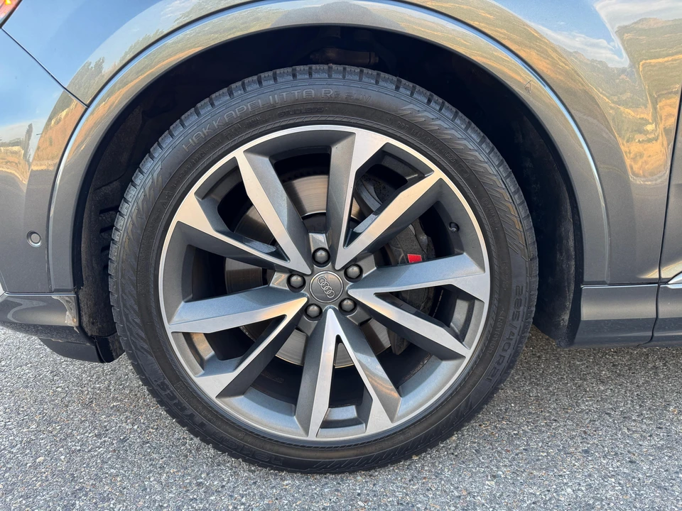 2020 Audi SQ7 - Image 28 of 31