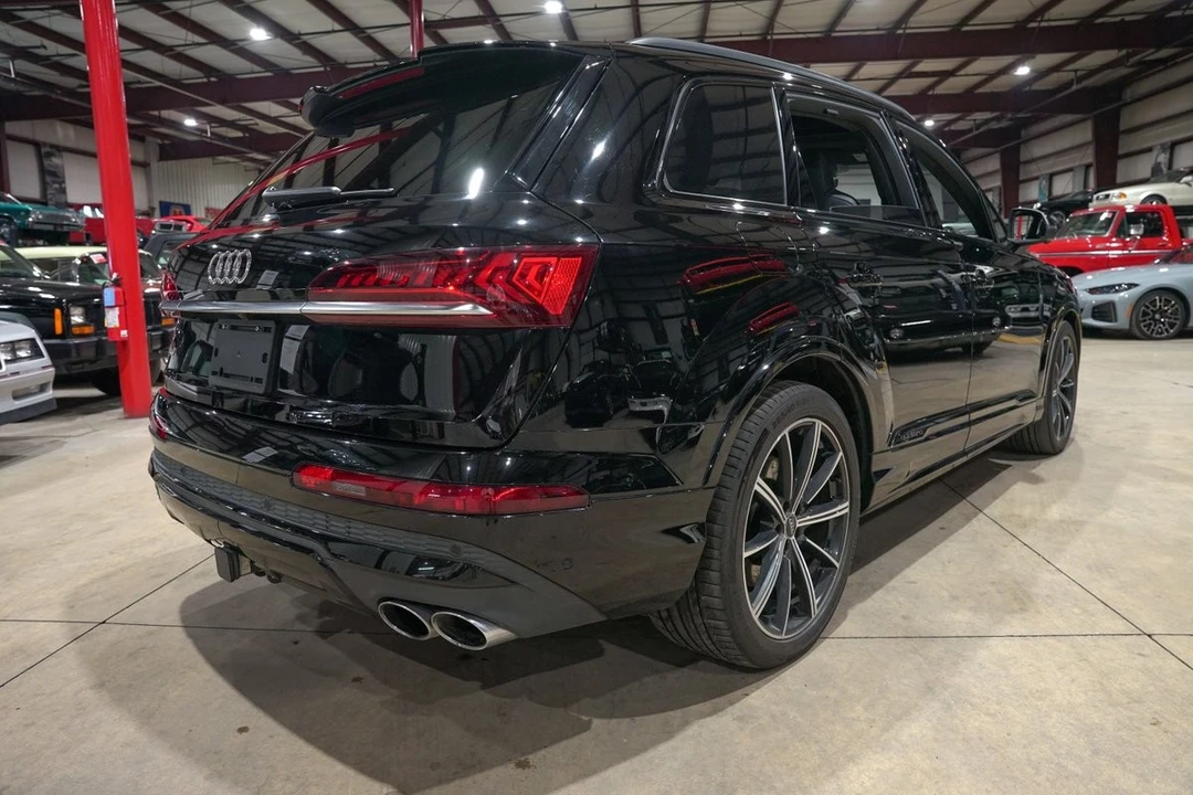 2020 Audi SQ7 - Image 8 of 12