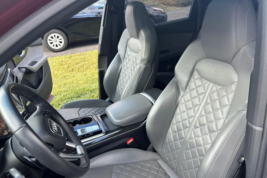 2020 Audi SQ7 - Image 27 of 31