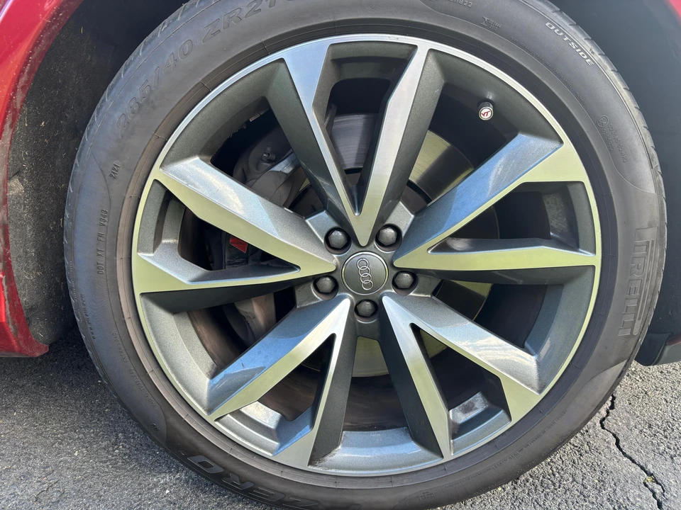 2020 Audi SQ7 - Image 24 of 31