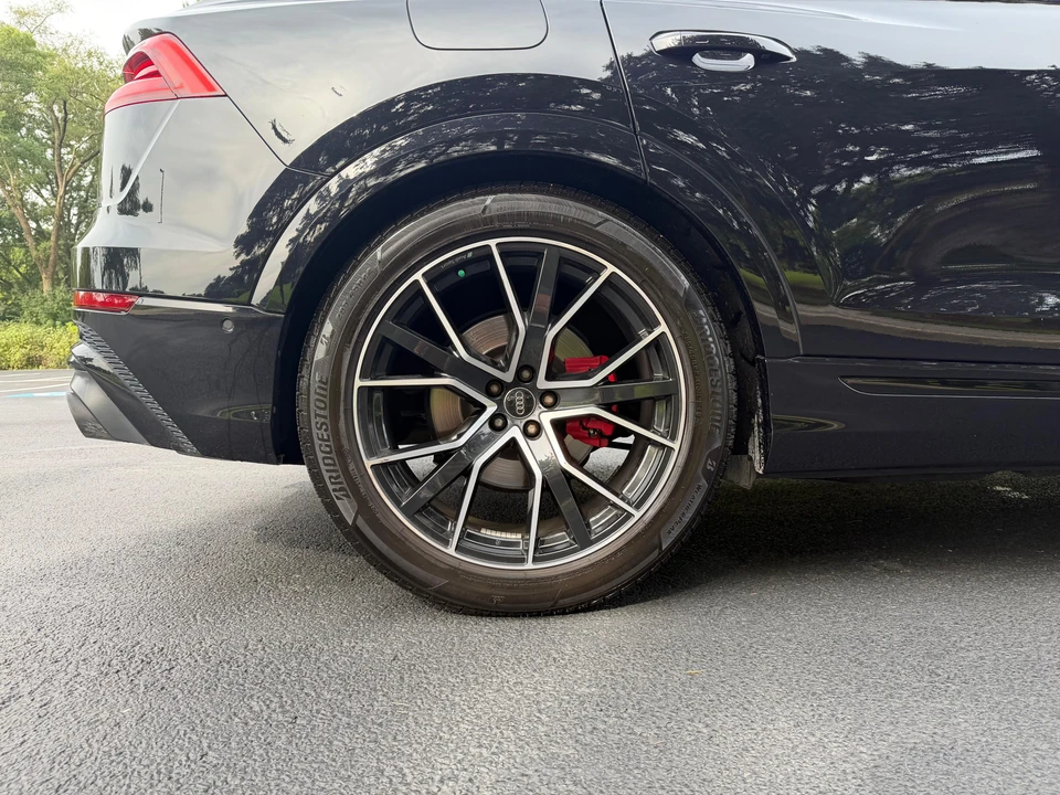 2020 Audi SQ8 - Image 25 of 31