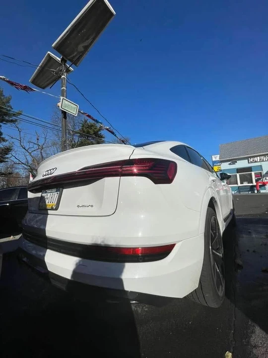 2020 Audi e-tron - Image 3 of 4