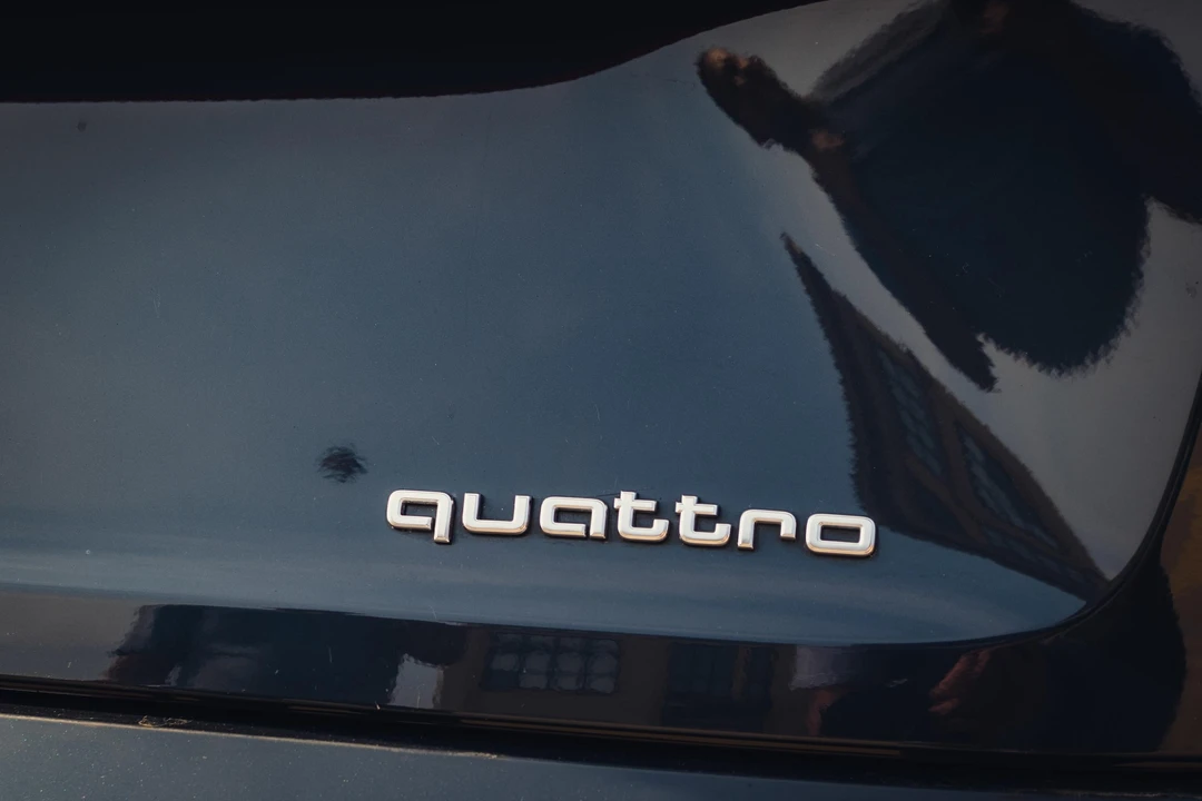 2020 Audi e-tron - Image 25 of 31