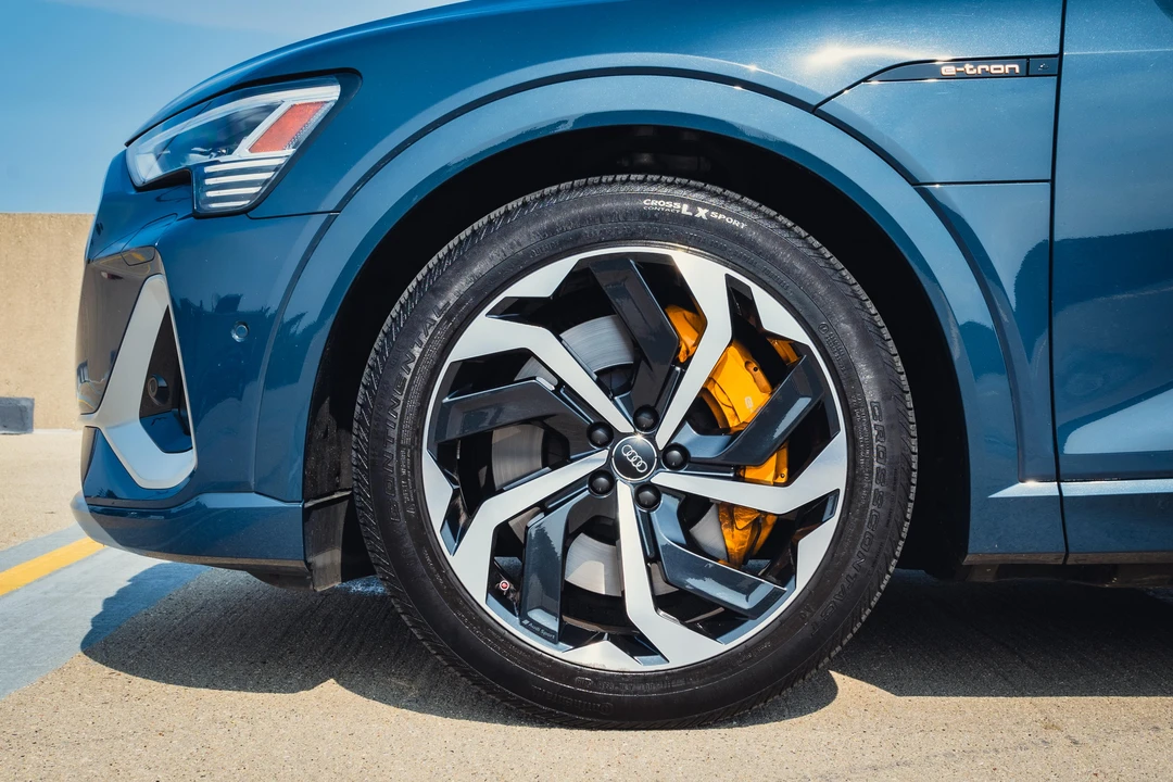 2020 Audi e-tron - Image 29 of 31