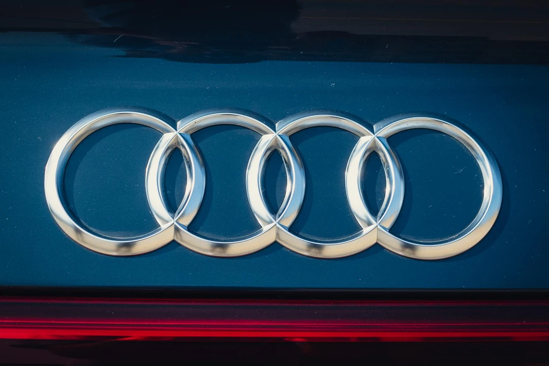 2020 Audi e-tron - Image 23 of 31