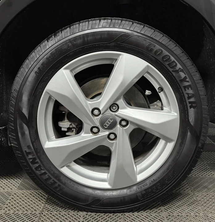 2020 Audi F3 Q3 - Image 17 of 20