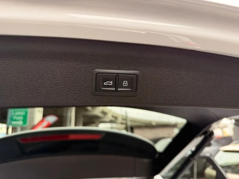 2020 Audi F3 Q3 - Image 15 of 19