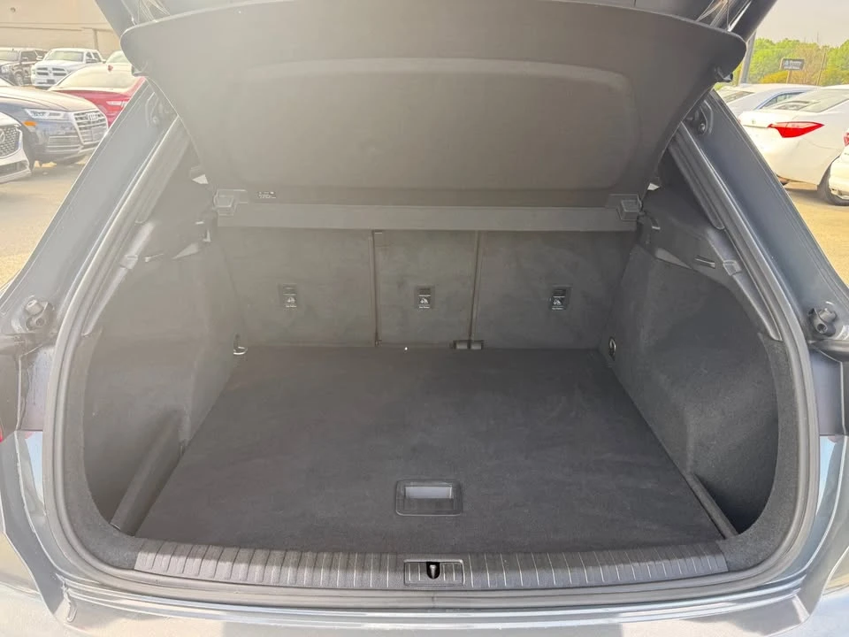 2020 Audi F3 Q3 - Image 10 of 17