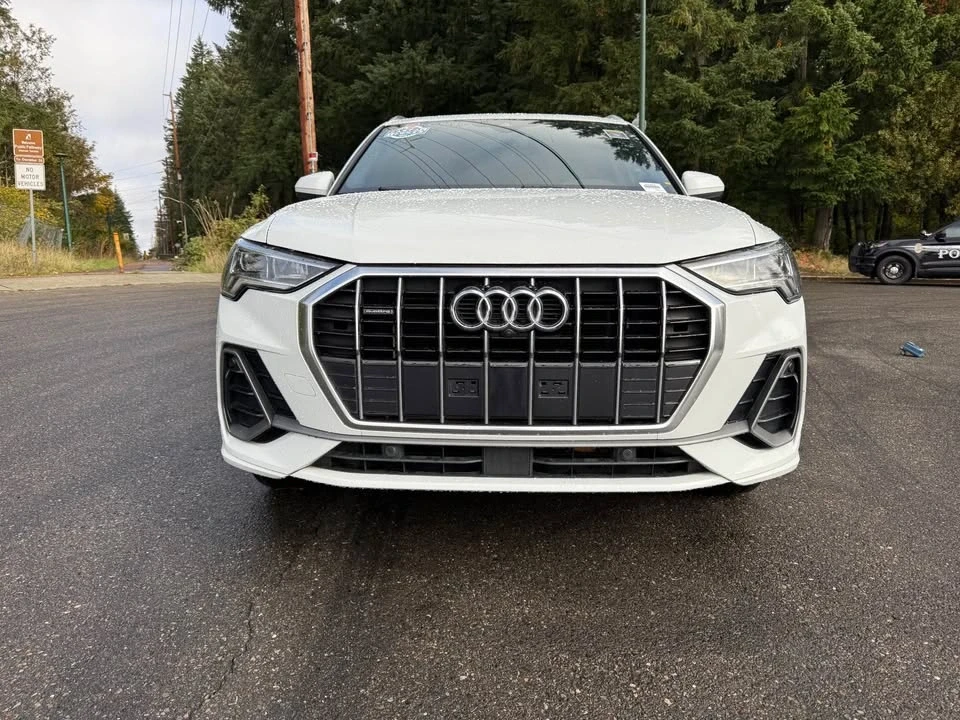 2020 Audi F3 Q3 - Image 2 of 16