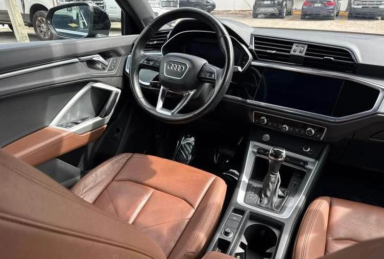 2020 Audi F3 Q3 - Image 2 of 3