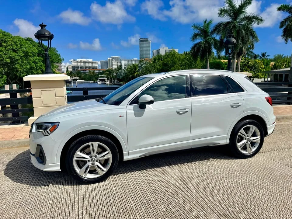 2020 Audi F3 Q3 - Image 3 of 20