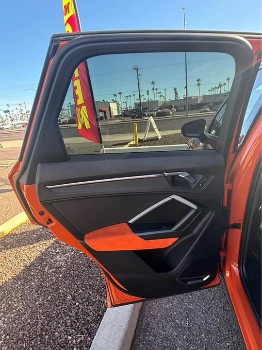 2020 Audi F3 Q3 - Image 8 of 17
