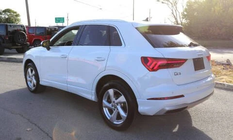 2020 Audi F3 Q3 - Image 3 of 12