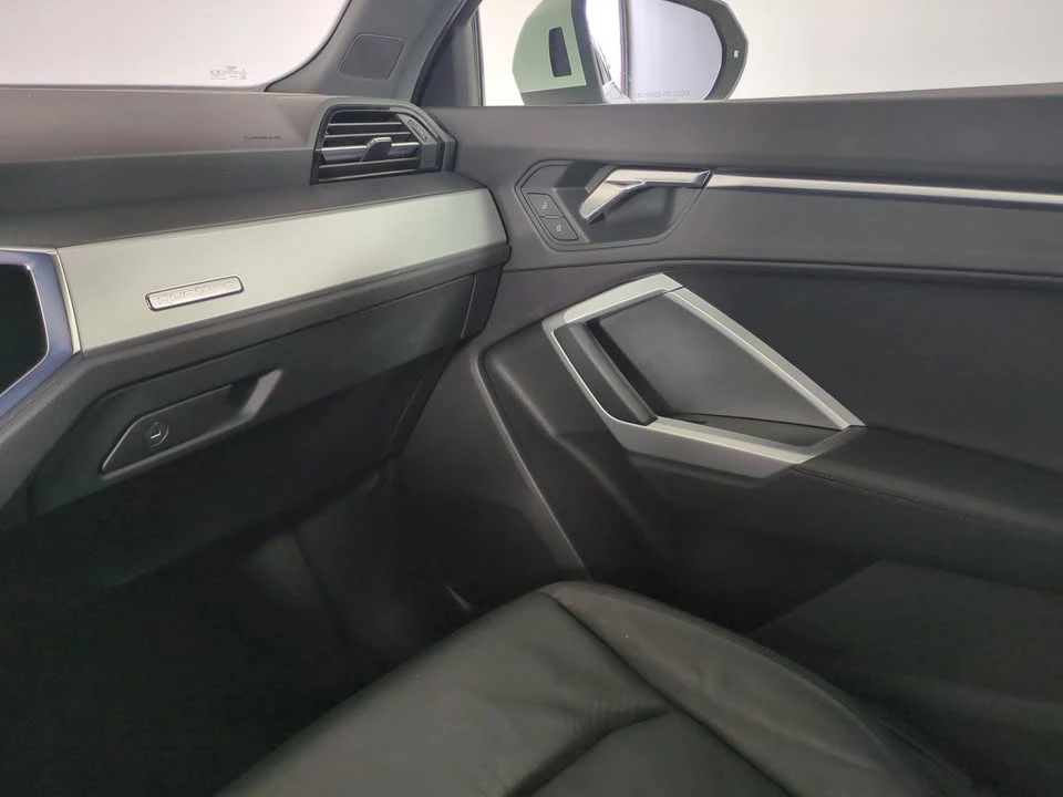 2020 Audi F3 Q3 - Image 11 of 14