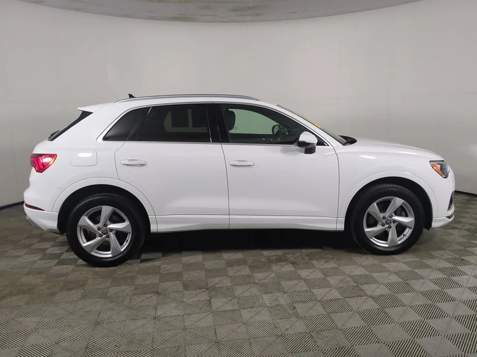 2020 Audi F3 Q3 - Image 10 of 12