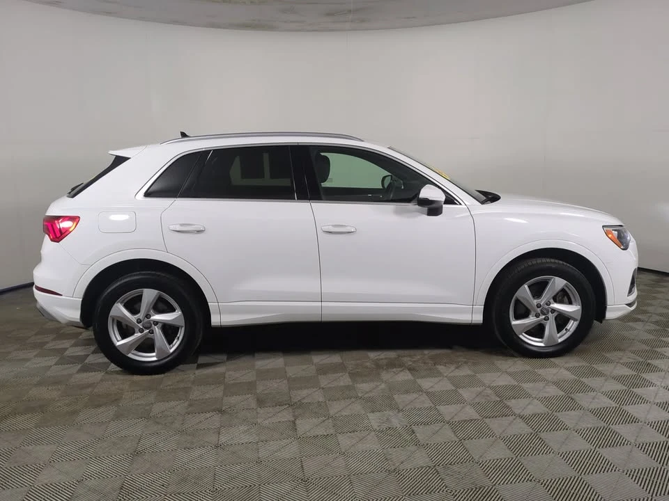 2020 Audi F3 Q3 - Image 2 of 14