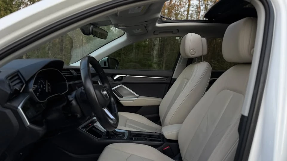2020 Audi F3 Q3 - Image 10 of 20