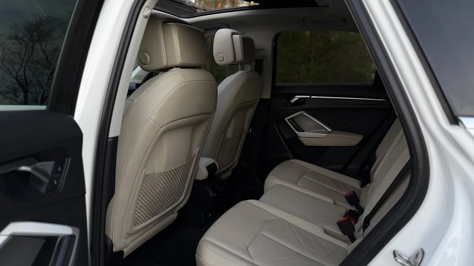 2020 Audi F3 Q3 - Image 11 of 20