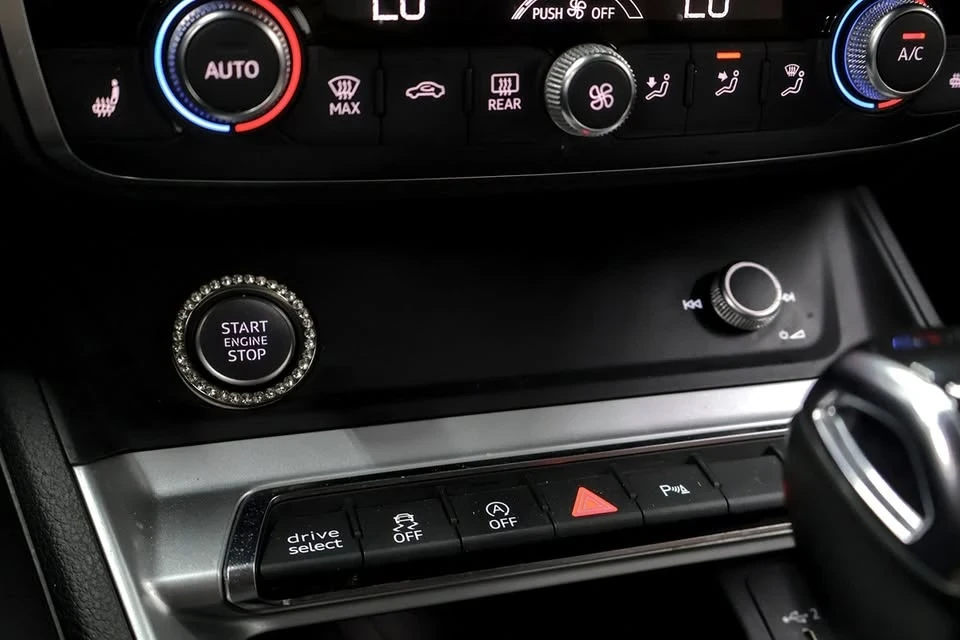 2020 Audi F3 Q3 - Image 18 of 20