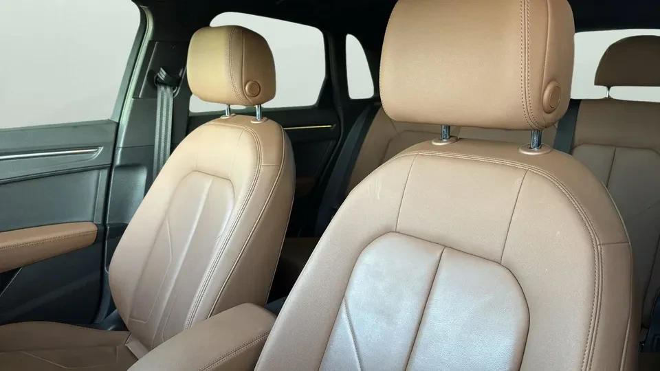 2020 Audi F3 Q3 - Image 7 of 12