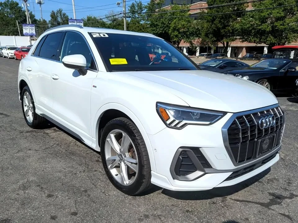 2020 Audi F3 Q3 - Image 2 of 16