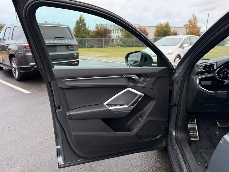 2020 Audi F3 Q3 - Image 10 of 20