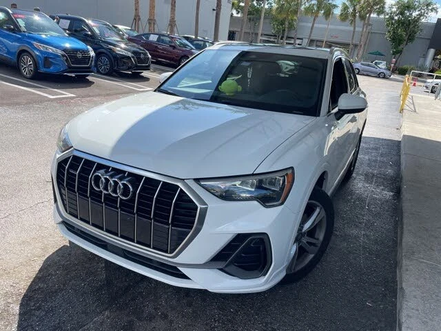 2020 Audi F3 Q3 - Image 2 of 3