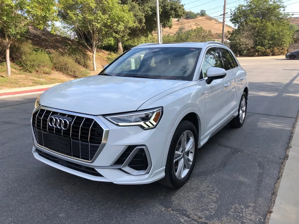 2020 Audi F3 Q3 - Image 2 of 17