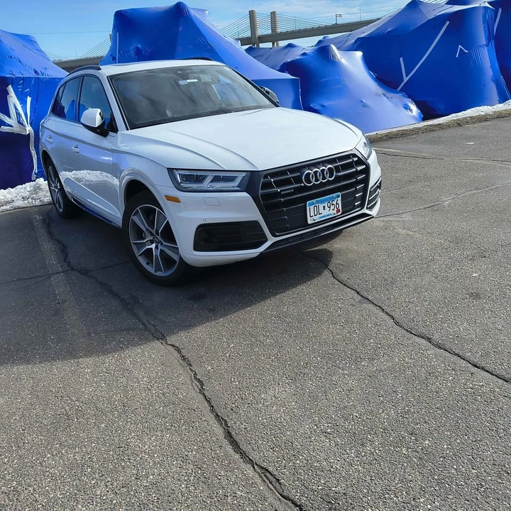 2020 Audi FY Q5 - Image 2 of 4