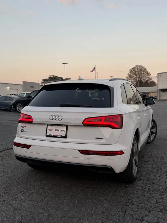 2020 Audi FY Q5 - Image 2 of 19