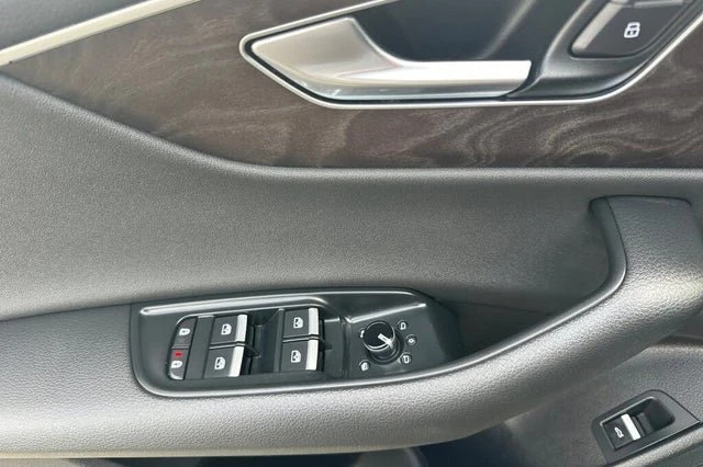 2020 Audi Q8 - Image 7 of 19