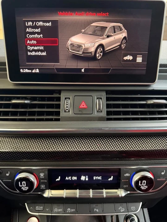 2020 Audi FY SQ5 - Image 7 of 18