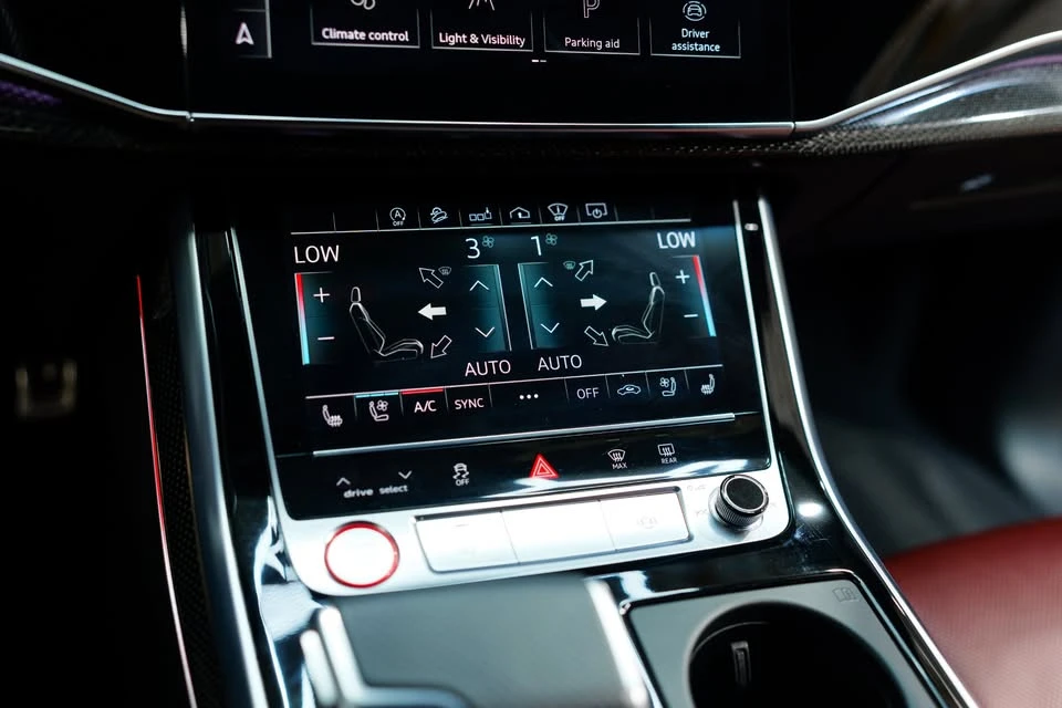 2020 Audi SQ8 - Image 16 of 19