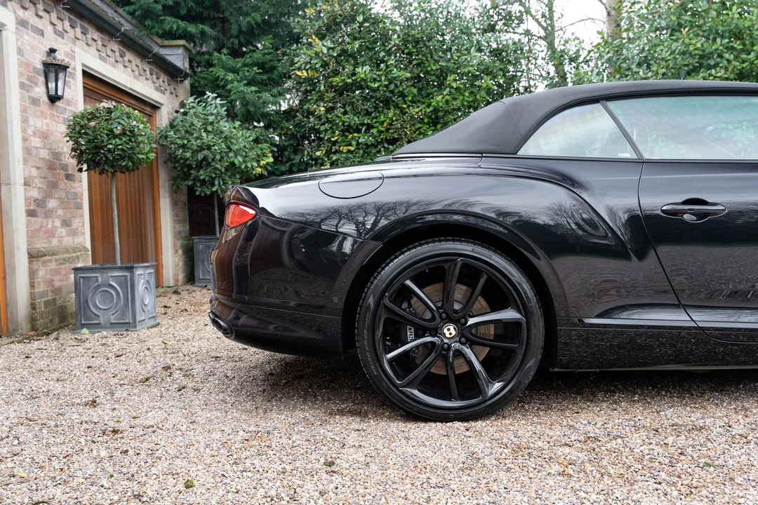 2020 Bentley Continental GTC - Image 24 of 31