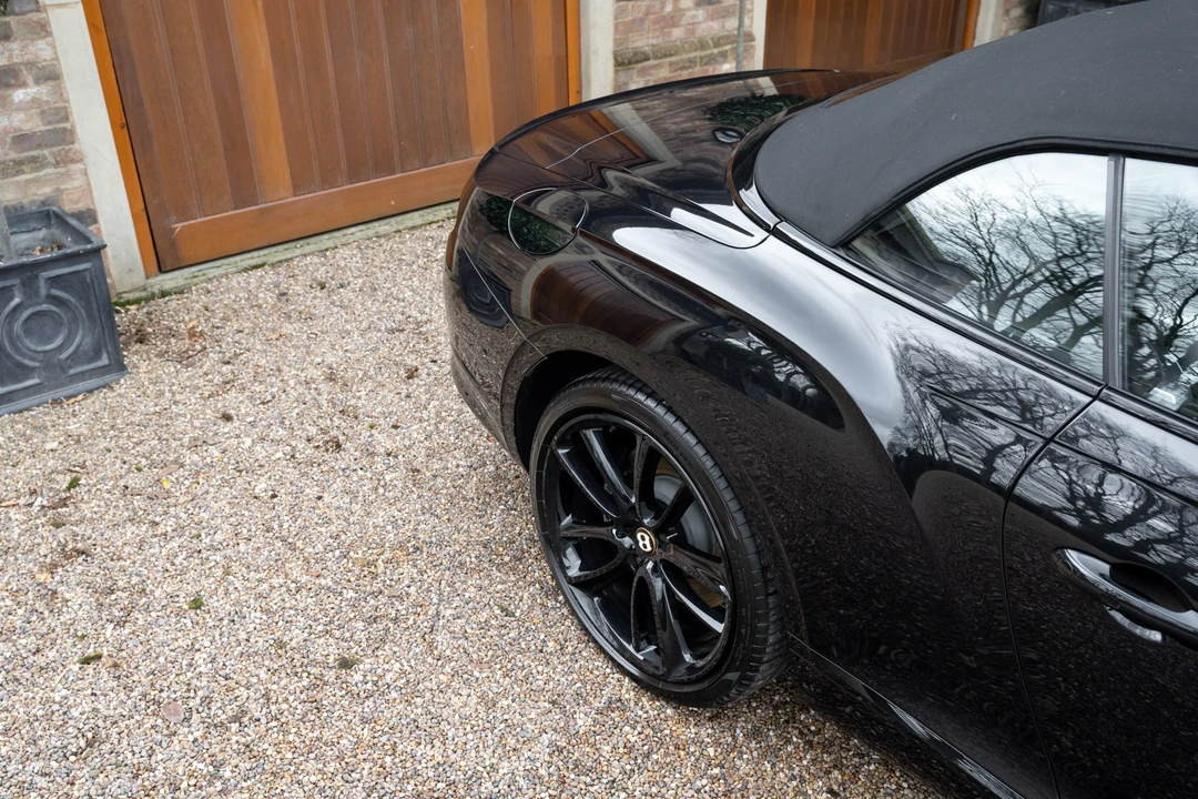 2020 Bentley Continental GTC - Image 27 of 31