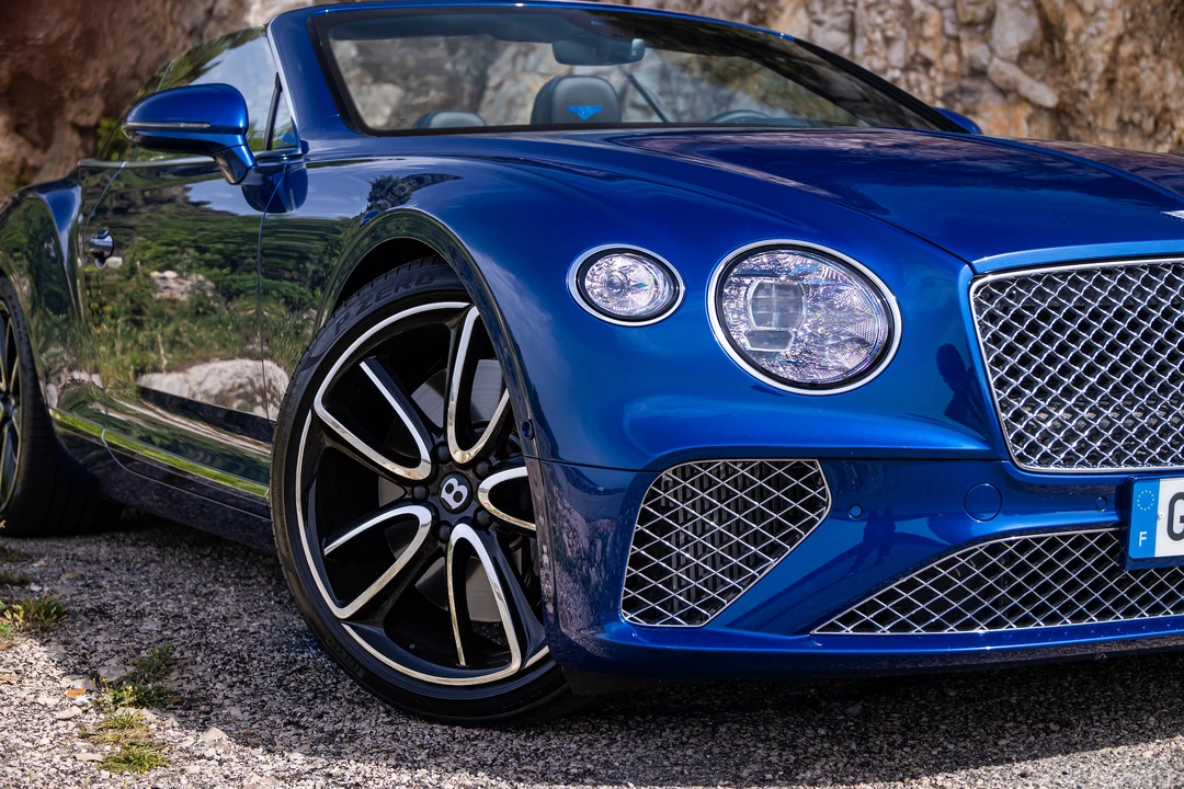 2020 Bentley Continental GTC - Image 14 of 31