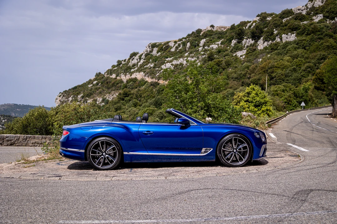 2020 Bentley Continental GTC - Image 8 of 31