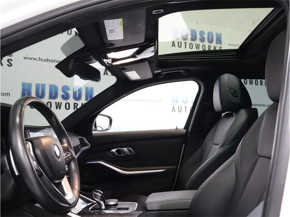 2020 BMW G20 3 Series Sedan - Image 23 of 31