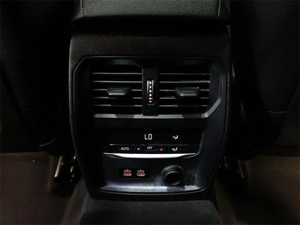 2020 BMW G20 3 Series Sedan - Image 25 of 31