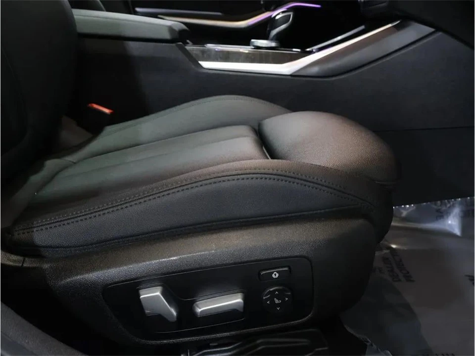 2020 BMW G20 3 Series Sedan - Image 28 of 31