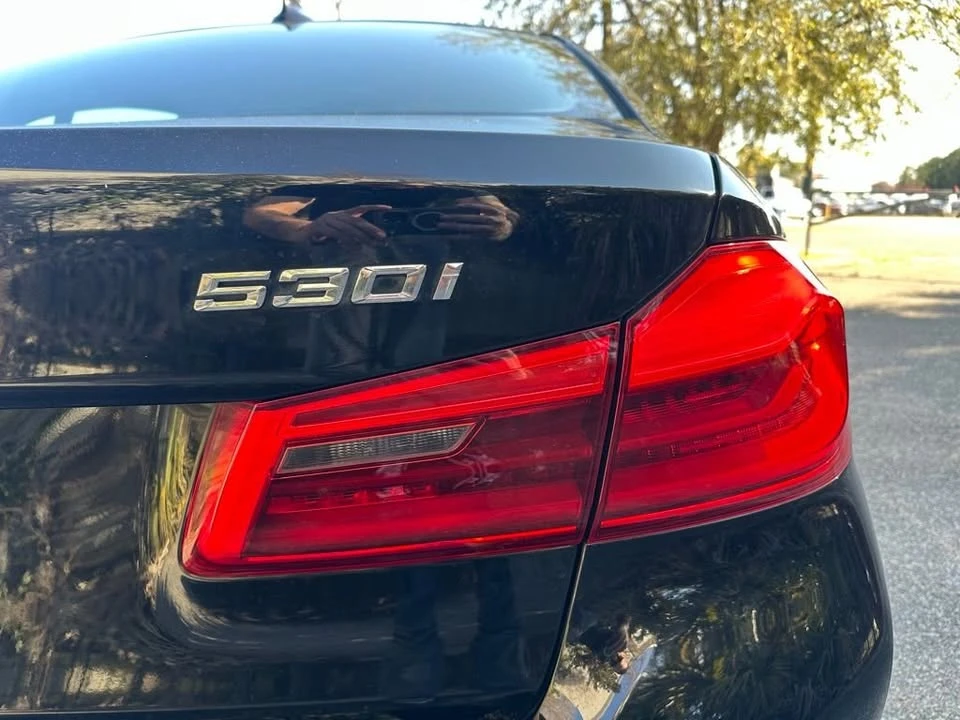 2020 BMW 5 Series - Image 8 of 16